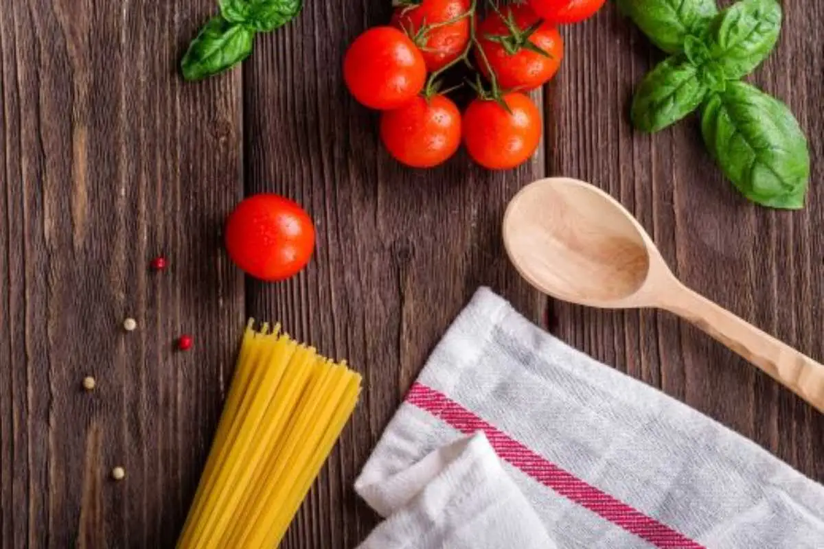 Ricette virali da TikTok alla tavola di casa: 6 piatti facili che fanno milioni di views