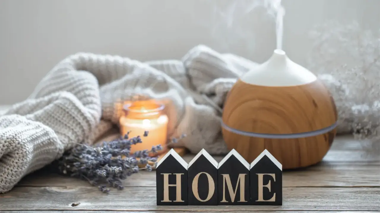 Non usare diffusori chimici: ecco cosa mettere nell’acqua per profumare subito tutta la casa