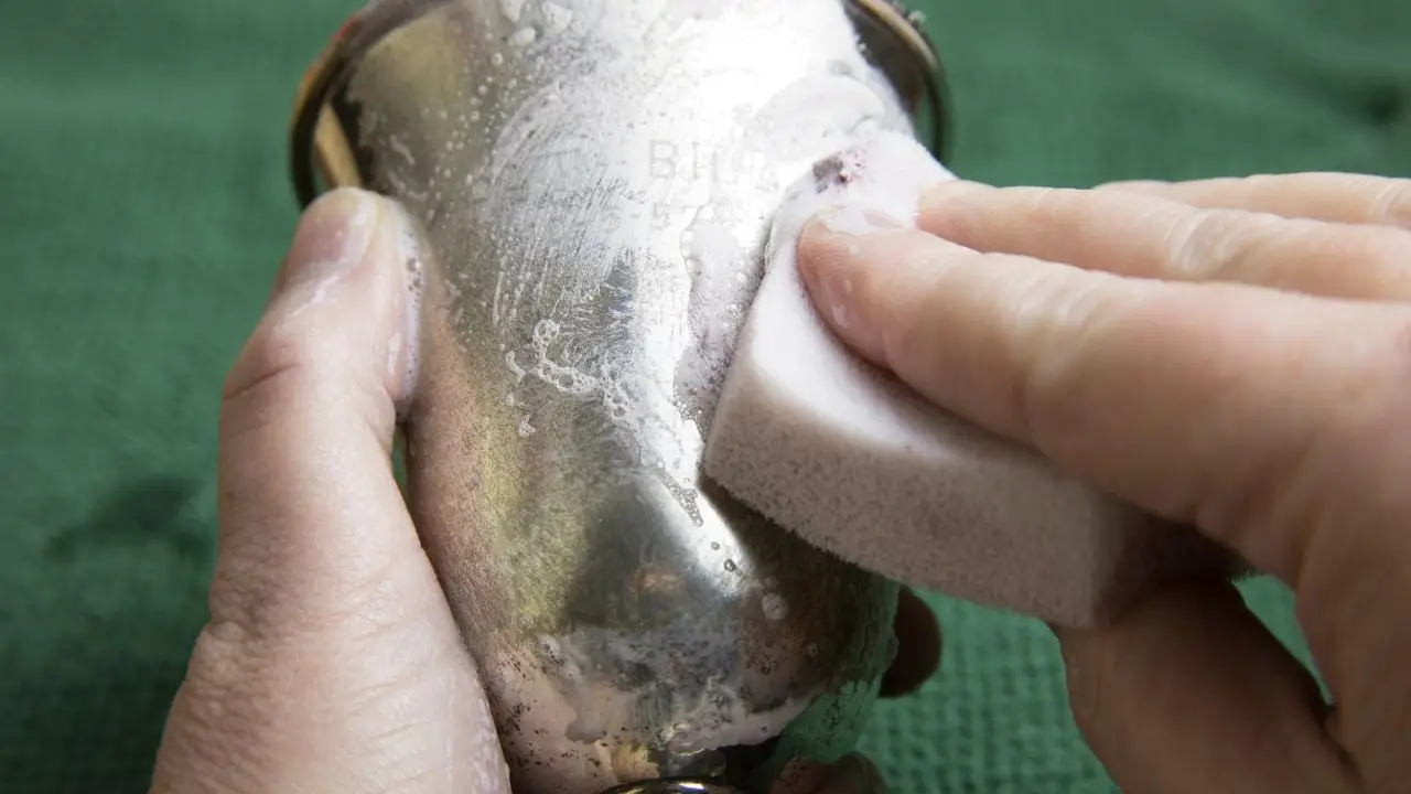 Come lucidare l’argento: ecco i prodotti da utilizzare